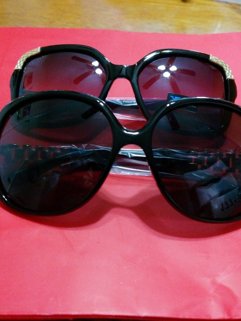 2 PAIR OF NEW SUNGLASSES HB